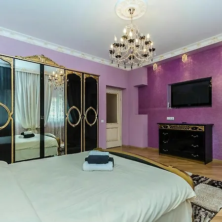 Daire Apartment In The Historical Center Of Minsk